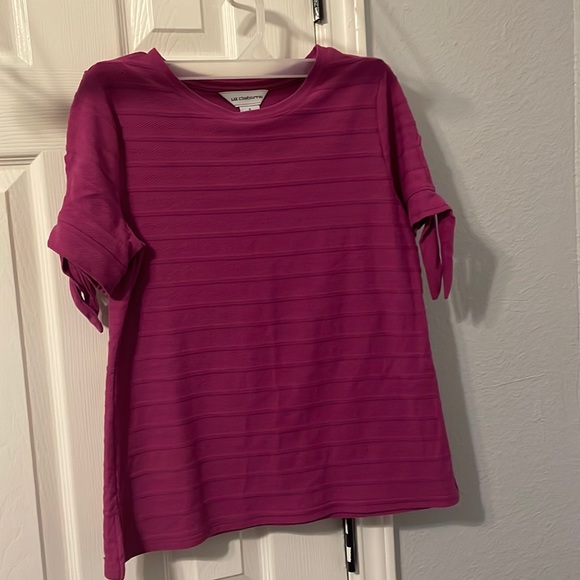 Fuchsia top by Liz Claiborne - Picture 1 of 5
